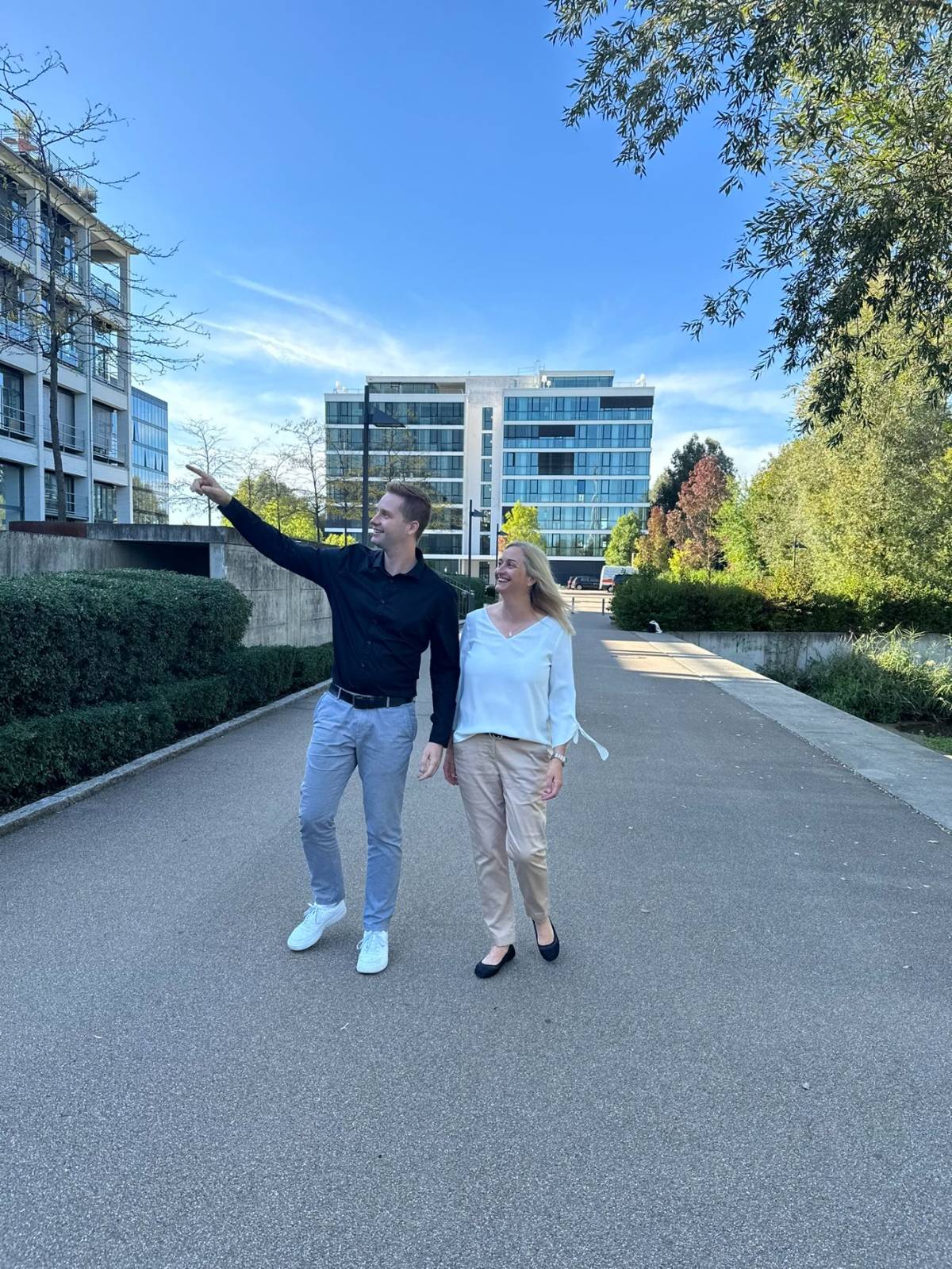 Tanja und Marcel Kunz von ImmoKunz unterwegs zu einem verwalteten Objekt